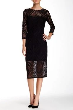 Adrianna Papell - Lace Cut Out Pattern Jewel Neck Dress 16260630 Cocktail Dresses