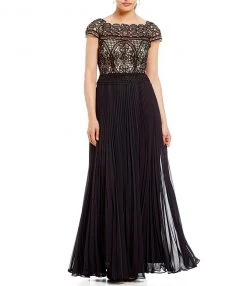 Aidan Mattox - MD1E201017 Bateau Neck Embellished Chiffon Gown