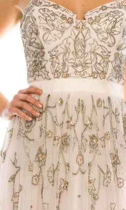 Aidan Mattox - MD1E202303 Sweetheart Thin Strapped Beaded Dress