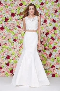 Angela & Alison - 61092 Gown