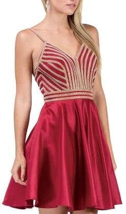 Dancing Queen - 3009 Beaded V-neck A-line Homecoming Dress Cocktail Dresses
