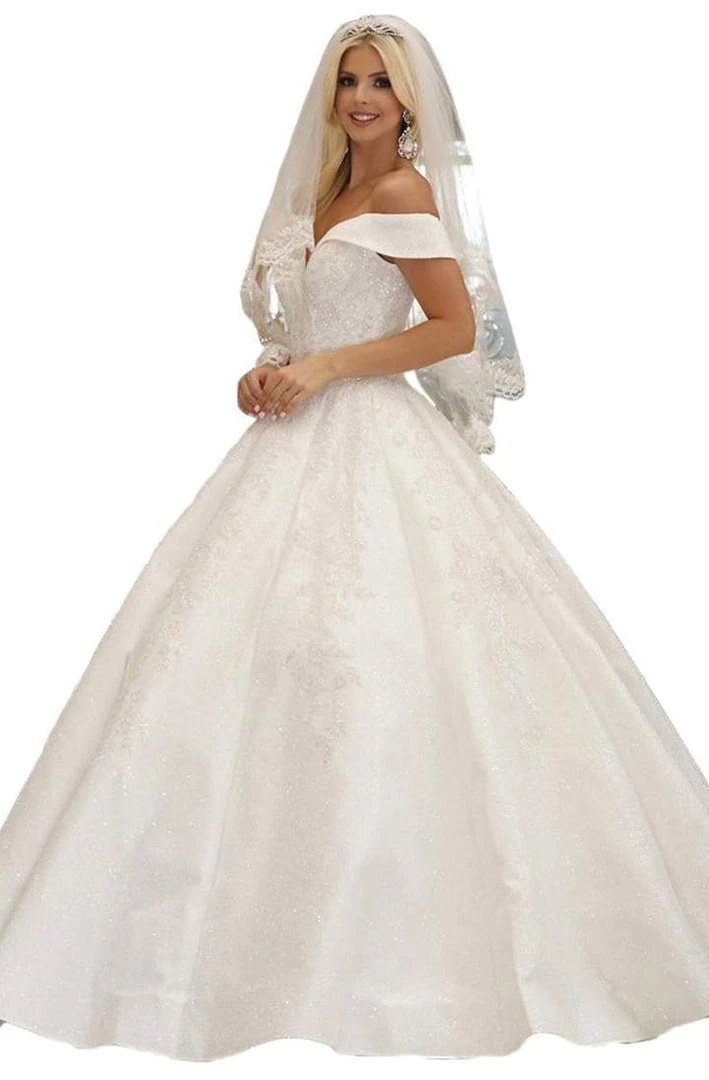 Dancing Queen - Embellished Off-Shoulder Ballgown 158 - 1 Pc Off White In Size M Available 3 Dancing Queen - Embellished Off-Shoulder Ballgown 158 - 1 Pc Off White In Size M Available