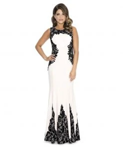 Decode 1.8 - 183973 Embroidered Fitted Jewel Evening Dress