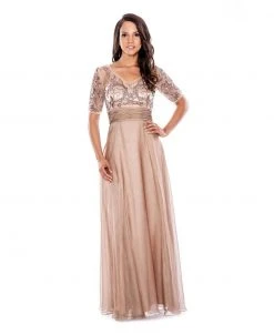 Decode 1.8 - Embroidered Short Sleeve V-Neck Dress 182598