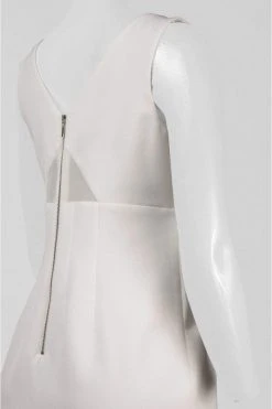 Donna Morgan - D4087M Sleeveless V Neck Sheath Midi Dress