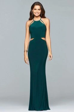 Faviana - 10014 Halter Neck Jersey Sheath Dress Formal Gowns