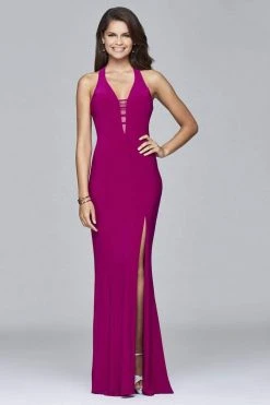 Formal Gowns Faviana - 7540 V-Neck Long Evening Dress With Cut-Out Back 13 Formal Gowns Faviana - 7540 V-Neck Long Evening Dress With Cut-Out Back