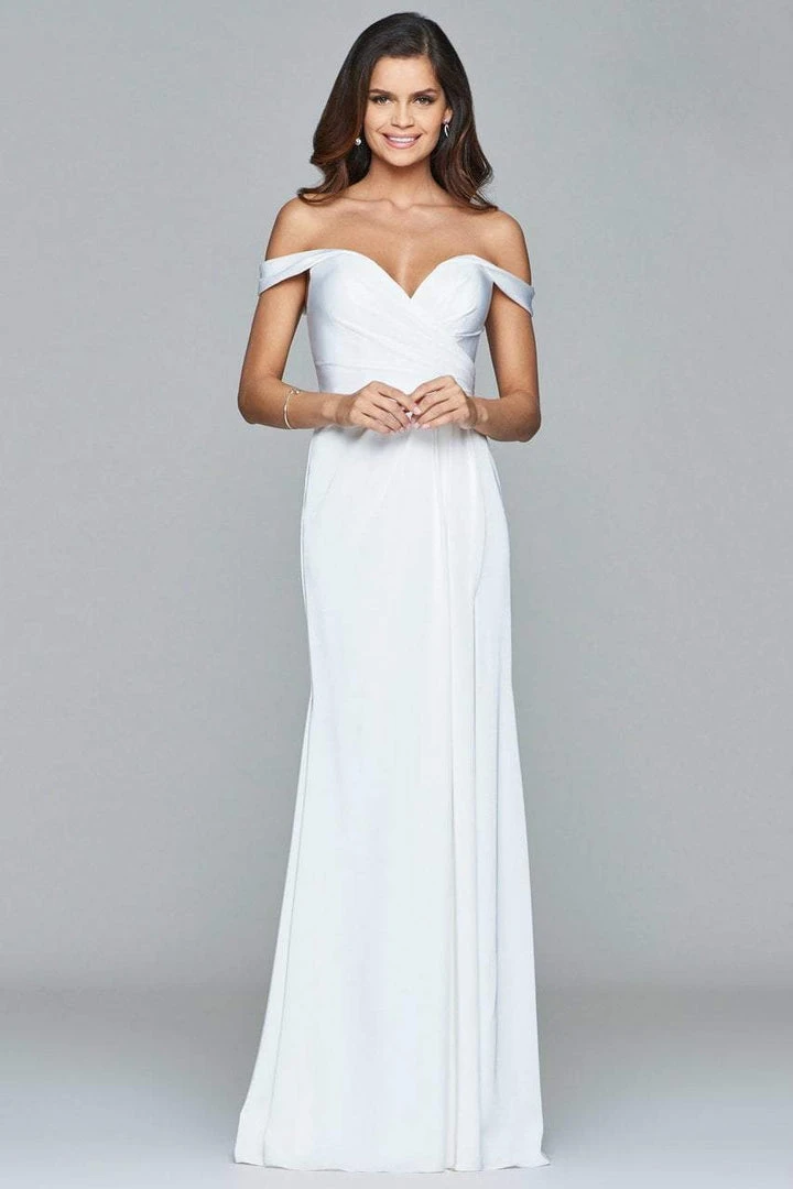 Formal Gowns Faviana - 8083 Off-Shoulder Surplice Sheath Gown - 1 Pc Navy In Size 4 Available 3 Formal Gowns Faviana - 8083 Off-Shoulder Surplice Sheath Gown - 1 Pc Navy In Size 4 Available