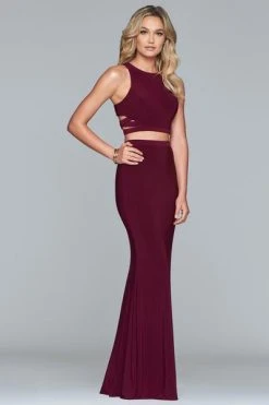Faviana - Two Piece Halter Jersey Fitted Dress 10206 - 1 Pc Bordeaux In Size 12 Available