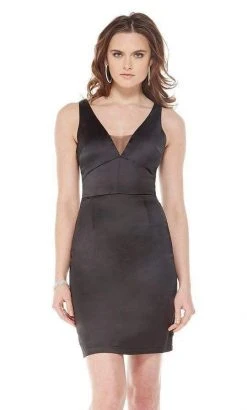 Harper And Lemon - 22102 Fitted V-Neck Sheath Cocktail Dress