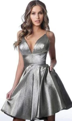JVN By Jovani Jovani - JVN3782 Metallic Plunging V-Neck Dress