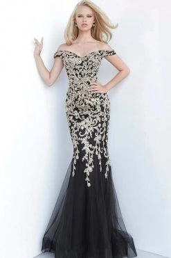 JVN By Jovani Formal Gowns Jovani - JVN3907 Lace Appliqued Tulle Mermaid Dress