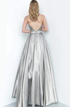 JVN By Jovani Formal Gowns Jovani - JVN4187 Deep Halter V-neck Ballgown