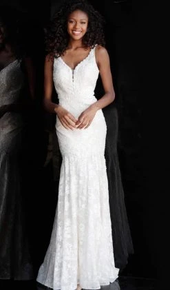 JVN By Jovani Jovani - JVN62490 Embellished Lace Plunging V-neck Trumpet Dress Formal Gowns