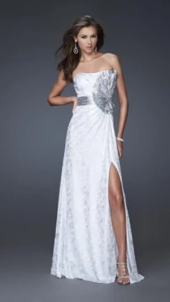 Formal Gowns La Femme - 16026 Charming Beaded Sweetheart Neck Chiffon A-Line Dress