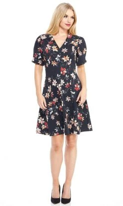 London Times - T3783M Floral Short Sleeve Fit And Flare Jacquard Dress 7 London Times - T3783M Floral Short Sleeve Fit And Flare Jacquard Dress