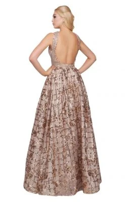 Mac Duggal Ballgowns - 40887H Metallic Geometric Floral Halter Gown