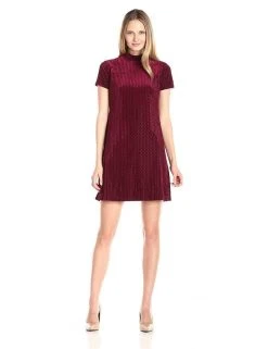 Maggy London - G2610M High Neck Suede Dress Cocktail Dresses