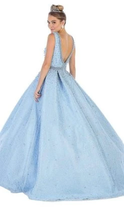 May Queen - Bead-Strewn Plunging Bodice Ballgown LK112 - 1 Pc Mauve In Size 8 Available Formal Gowns