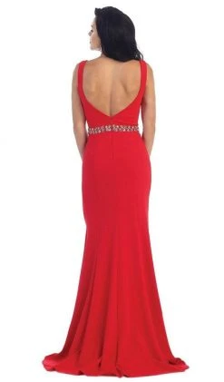 May Queen - Fitted Plunging Seamed Prom Dress