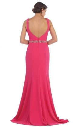 May Queen - Fitted Plunging Seamed Prom Dress