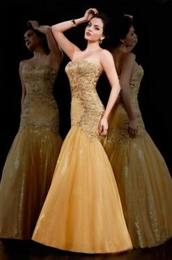 Formal Gowns MNM Couture - 8014 Bejeweled Sweetheart Trumpet Dress