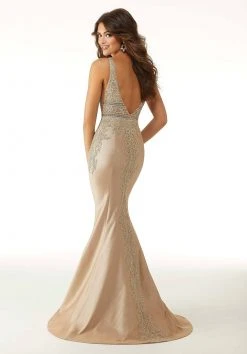 Mori Lee - 45016 Metallic Lace Plunging V-Neck Mermaid Dress Formal Gowns