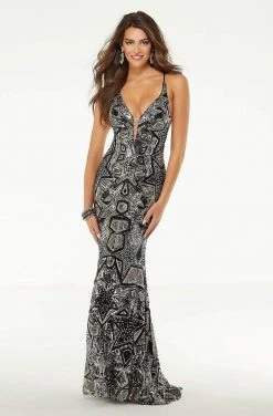 Mori Lee - 45098 Star Patterned Sheath Dress