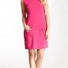 Muse - M0579M Stand-up Collar Sleeveless Ponte Shift Dress