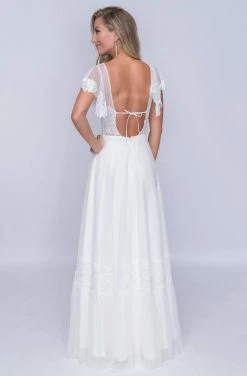 Nina Canacci - 4187 Flutter Cap Sleeve Lattice Motif Lace Gown Formal Gowns