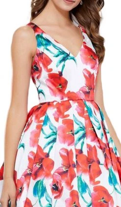 Nox Anabel - 6286 V-Neckline Floral Print A-Line Cocktail Dress Cocktail Dresses