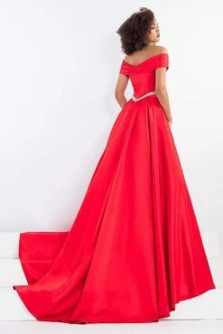Formal Gowns Rachel Allan Prima Donna - 5047 Off-Shoulder Ballgown With Slit
