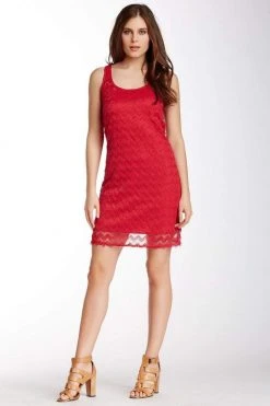 Sharagano - 4W4F164D9 Sleeveless Zigzag Lace Dress