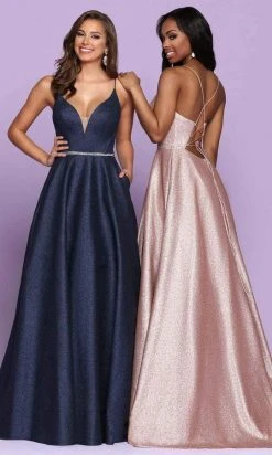 Formal Gowns Sparkle Prom By Da Vinci - Plunging Sweetheart A-Line Dress 72030 - 2 Pc Midnight In Size 12 And 18 Available