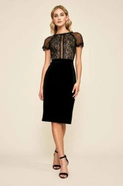 Tadashi Shoji - Lace Embroidered Sheath Cocktail Dress - 2 Pcs Black/Nude In Size 12 And 14 Available