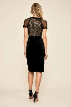 Tadashi Shoji - Lace Embroidered Sheath Cocktail Dress - 2 Pcs Black/Nude In Size 12 And 14 Available