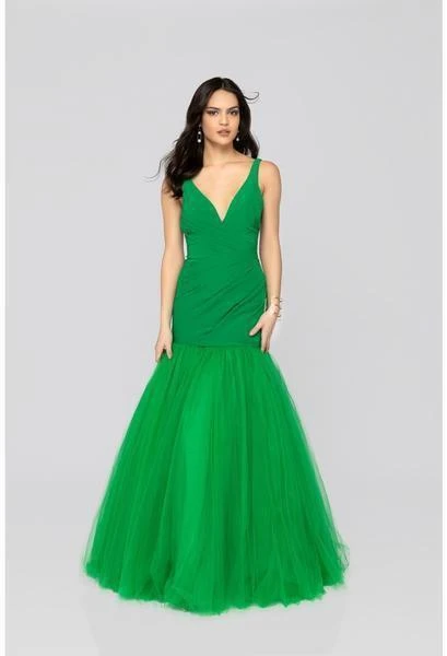 Formal Gowns Terani Couture - 1911P8349 Deep V-neck Tulle Mermaid Dress 3 Formal Gowns Terani Couture - 1911P8349 Deep V-neck Tulle Mermaid Dress
