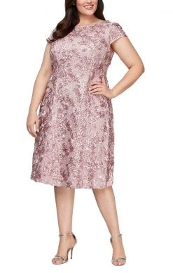 Alex Evenings - 4121570 Lace Cap Sleeves Plus Size Knee Length Dress