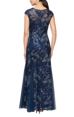 Alex Evenings - 8117897 V-Neck Floral Embroidered Gown With Shawl
