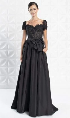 Alexander By Daymor - 1264 Bow Accent Short Sleeve Sweetheart Gown