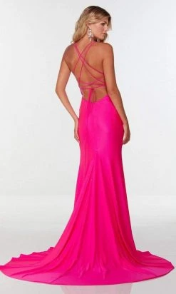 Alyce Paris - 61156 Shirred High Slit Gown