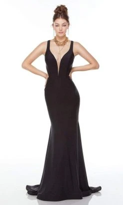 Alyce Paris - 61163 Plunging Open Back Bodycon Dress