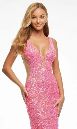 Ashley Lauren - 11081 Fitted Sequin Evening Dress