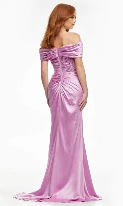 Ashley Lauren - 11093 Ruched Sheath Evening Dress