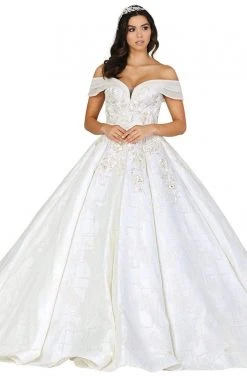 Dancing Queen - 153 Embellished Off-Shoulder Ballgown With Train