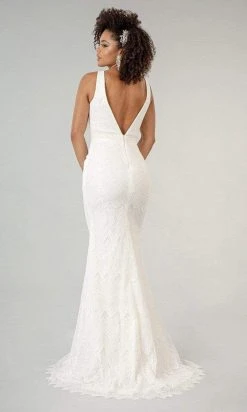 Elizabeth K - GL1940 Plunging V Neck Sheath Dress