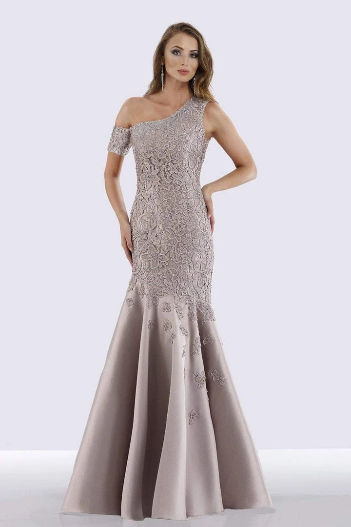 Feriani Couture Asymmetrical Floral Lace Mermaid Gown 18680 - 1 Pc Platinum In Size 8 Available 3 Feriani Couture Asymmetrical Floral Lace Mermaid Gown 18680 - 1 Pc Platinum In Size 8 Available