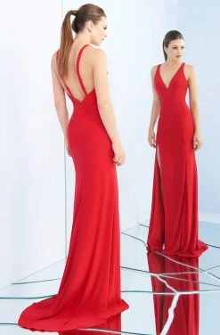Ieena Duggal - Plunging V-Neck High Slit Sheath Gown 25846I