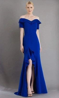 Janique - 1940 Off-Shoulder Trumpet Dress With Ruffled Slit And Train