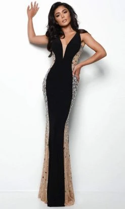 Jasz Couture - 7078 Plunging Beaded Jersey Sheath Gown